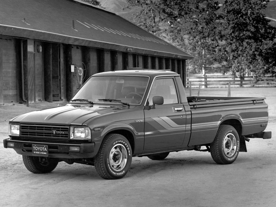  Toyota Deluxe Long Truck 2WD 1982 года  (фото 6 из 8)
